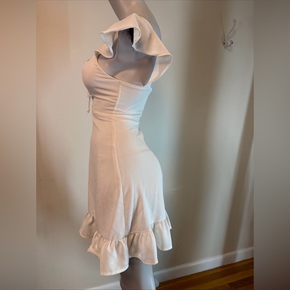 Altar'd State Flutter Sleeve Dress Women's XS White Fit & Flare EUC - Picture 2 of 9